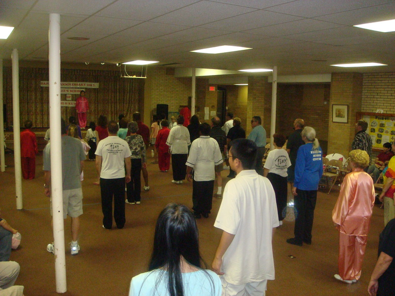 Image: /media/?path=/sports/Kung Fu/2007-10-06 Malee's School's 13 Anniversary/20071006-154346-0.jpg